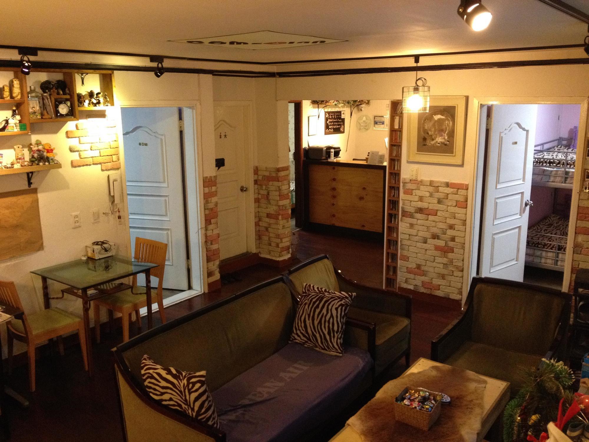Comeinn Guesthouse Hongdae - Female Only Szöul Kültér fotó